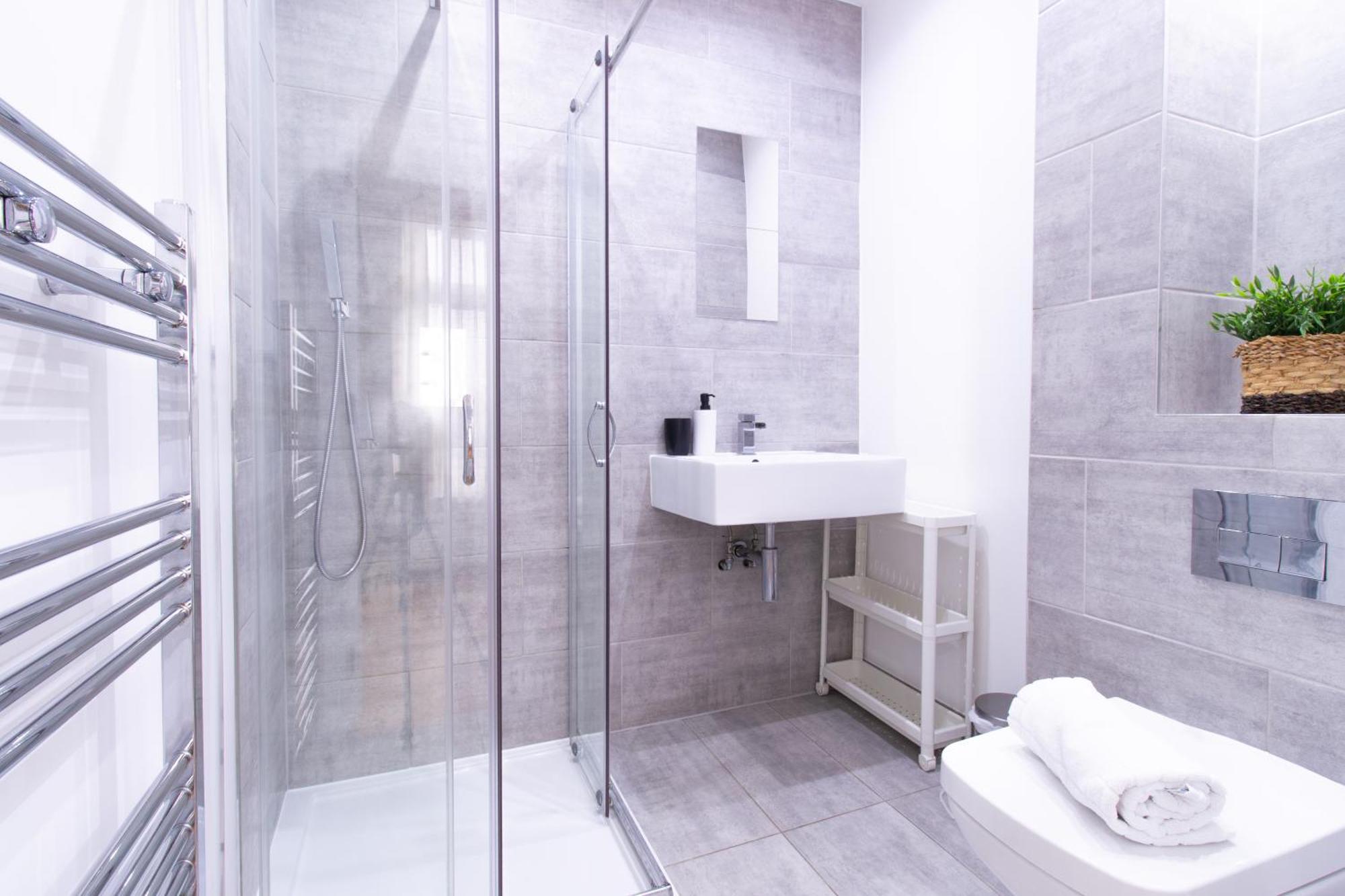 Spacious 4Br House, 2 En Suites With Garden & On-Site Parking Мейдстон Экстерьер фото