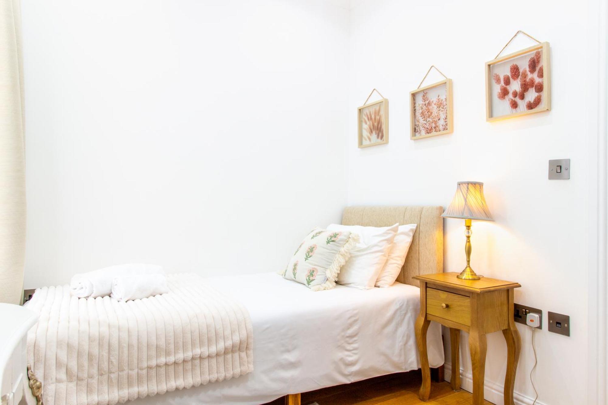 Spacious 4Br House, 2 En Suites With Garden & On-Site Parking Мейдстон Экстерьер фото