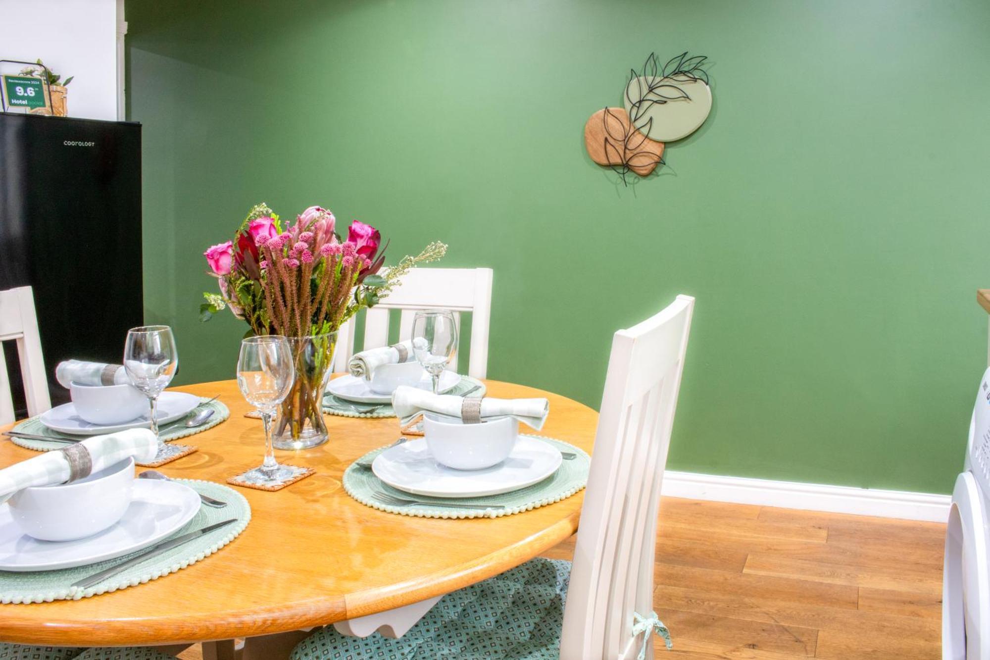 Spacious 4Br House, 2 En Suites With Garden & On-Site Parking Мейдстон Экстерьер фото